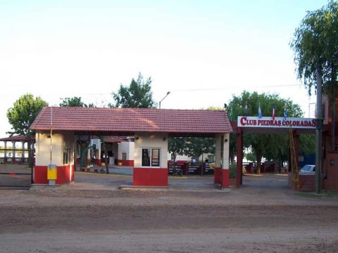 complejo-turistico-club-piedras-coloradas-6733347470.jpg